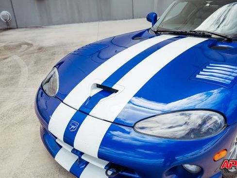 Used 1997 Dodge Viper GTS RWD image 20