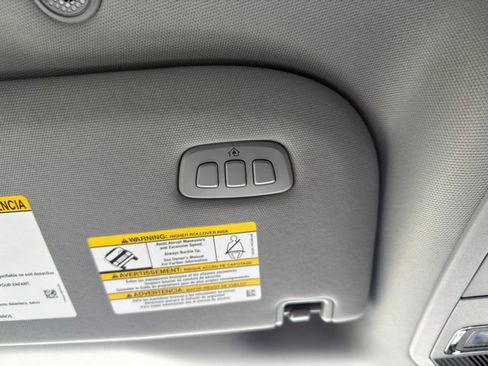 Used 2024 Ford F250 Lariat w/ Lariat Ultimate Package image 43