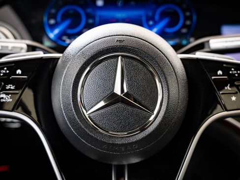 Certified 2023 Mercedes-Benz EQS 580 4MATIC SUV image 27