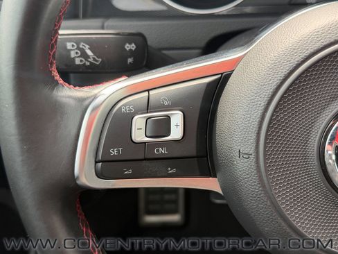 Used 2017 Volkswagen GTI SE FWD image 34