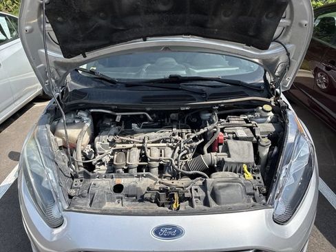 Certified 2017 Ford Fiesta SE FWD image 17