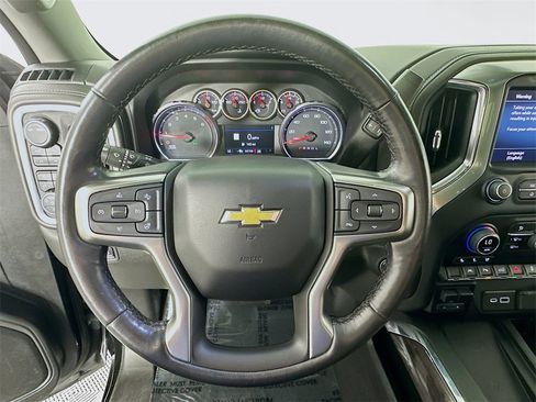 Used 2022 Chevrolet Silverado 1500 LTZ w/ LTZ Premium Package image 15