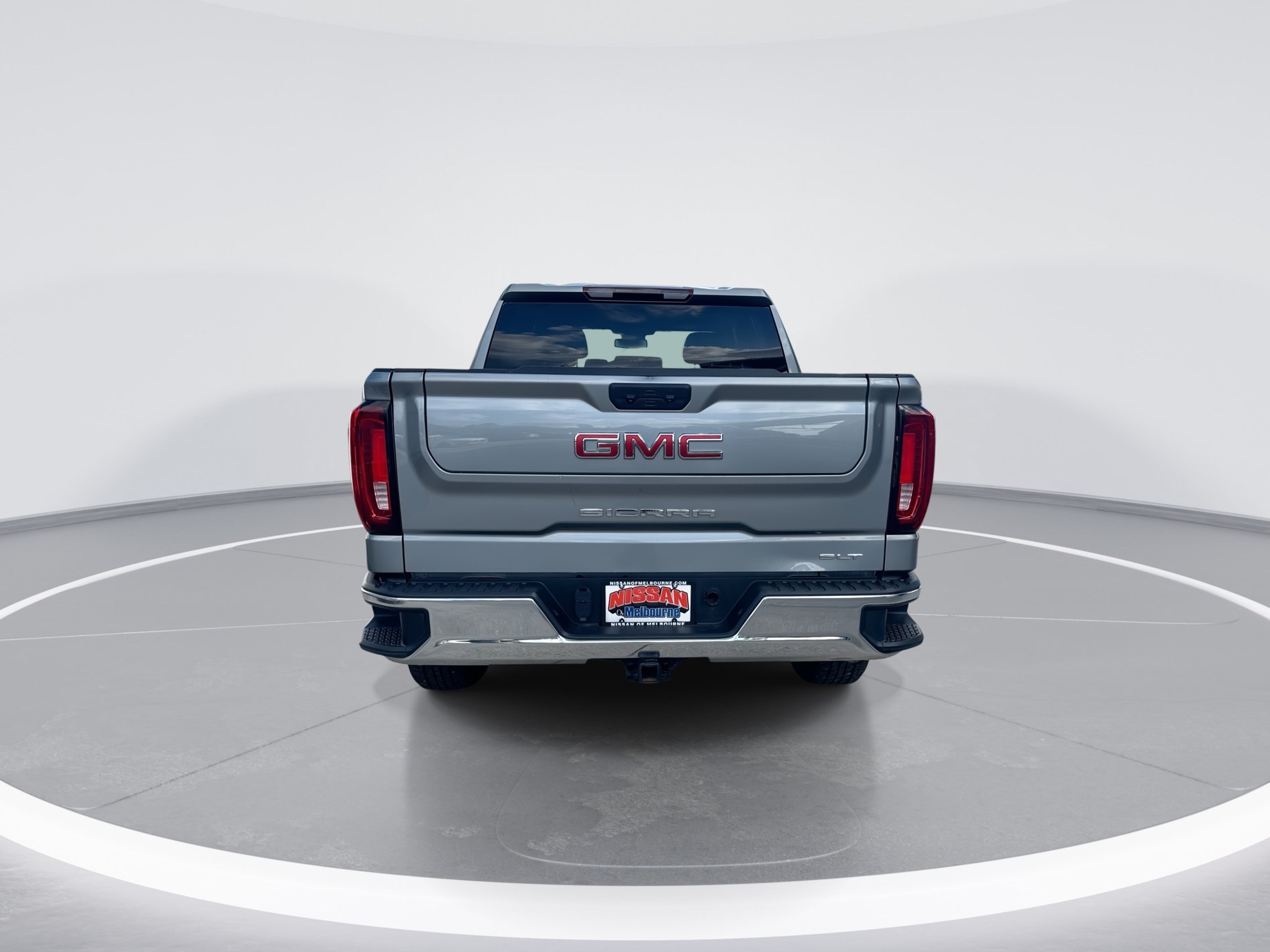 Used 2025 GMC Sierra 1500 SLT RWD image 5