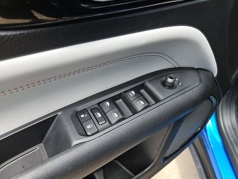 Used 2025 Jeep Compass Limited AWD/4WD image 22