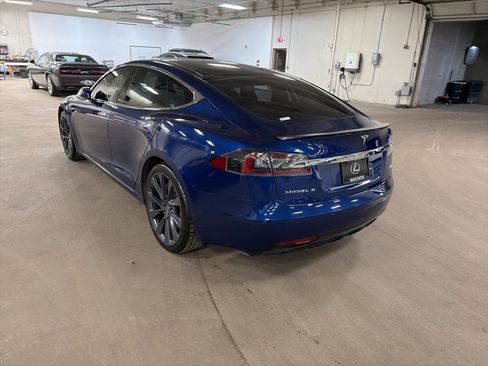 Used 2018 Tesla Model S P100D image 8