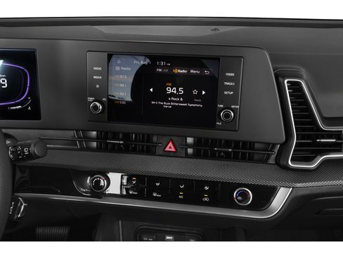 Certified 2025 Kia Sportage LX AWD/4WD image 7