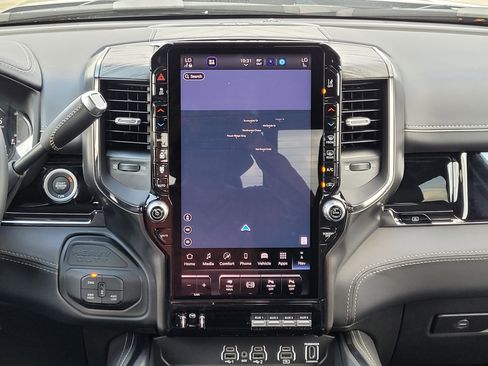 New 2025 RAM 3500 Limited image 14