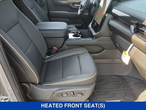 New 2026 GMC Yukon Elevation w/ Elevation Premium Package AWD/4WD image 25