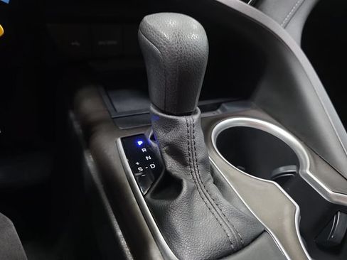 Used 2021 Toyota Camry LE FWD image 23