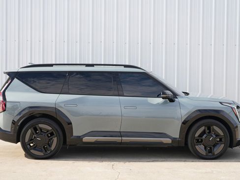 Used 2024 Kia EV9 GT-Line image 57