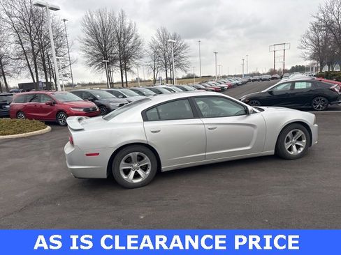 Used 2012 Dodge Charger SXT w/ Sport Appearance Group image 9