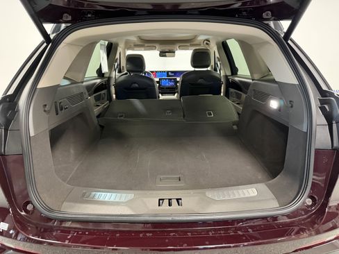 Used 2025 Lincoln Nautilus Reserve image 30