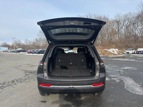 Used 2023 Jeep Grand Cherokee 4WD 4xe image 47