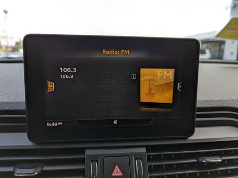 Used 2019 Audi SQ5 Premium image 18