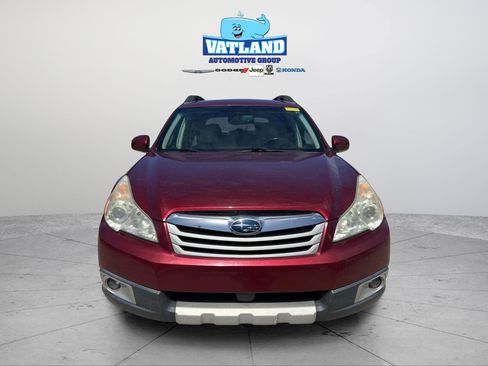 Used 2011 Subaru Outback 3.6R Limited w/ PWR Moonroof Pkg image 8