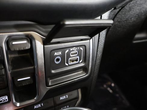 Used 2020 Jeep Gladiator Rubicon image 43