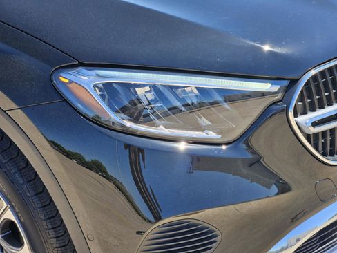 Certified 2026 Mercedes-Benz GLC 300 image 6