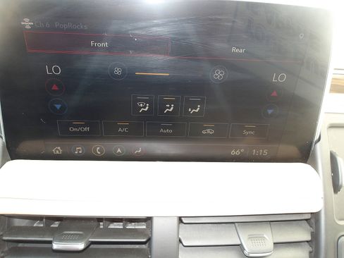 Used 2021 Chevrolet Tahoe Premier w/ Premium Package image 23