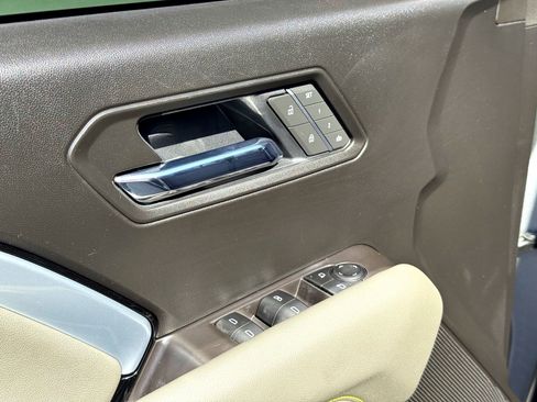 Used 2026 Chevrolet Colorado ZR2 w/ Technology Package image 13