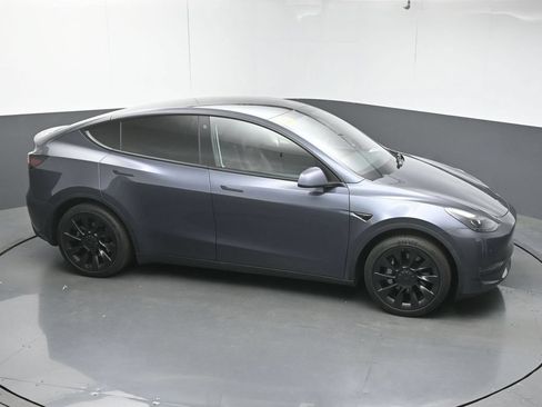 Used 2023 Tesla Model Y Long Range AWD/4WD image 47