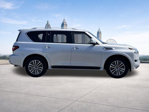 Used 2024 Nissan Armada SL RWD image 6