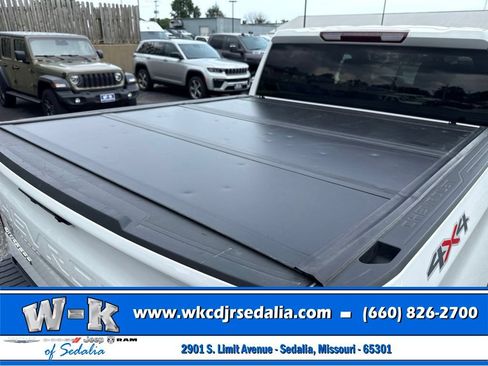 Used 2023 Chevrolet Silverado 1500 LTZ AWD/4WD image 9