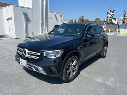 Used 2022 Mercedes-Benz GLC 300 image 1