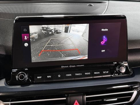 Used 2023 Kia Seltos S w/ Navigation Package image 4