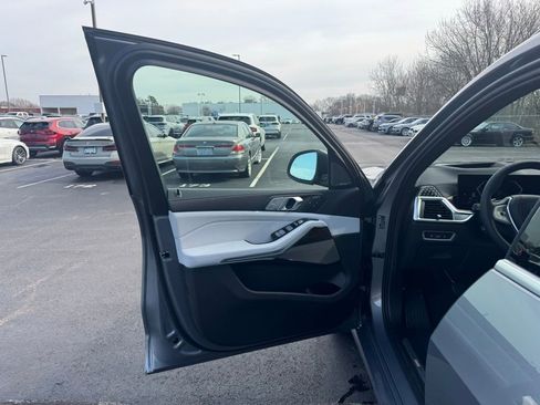 New 2026 BMW X7 xDrive40i image 11