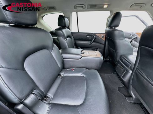 Used 2024 Nissan Armada SL w/ Captain's Chairs Package AWD/4WD image 33