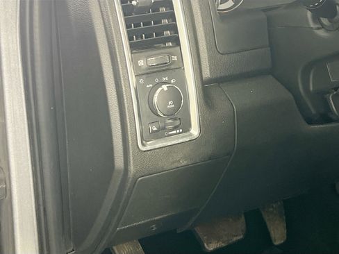 Used 2022 RAM 1500 Classic Warlock w/ Electronics Group AWD/4WD image 10