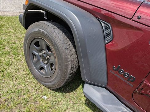 Used 2021 Jeep Gladiator Sport w/ Trailer Tow Package image 6