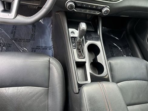 Used 2024 Nissan Altima 2.5 SR w/ SR Premium Package image 23