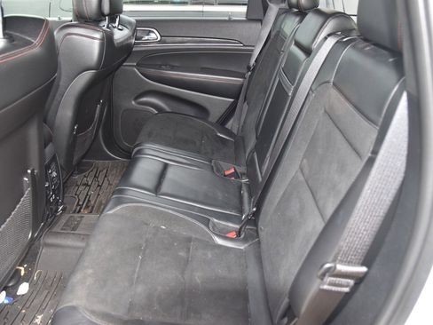 Used 2017 Jeep Grand Cherokee Trailhawk w/ Trailhawk Luxury Group image 10