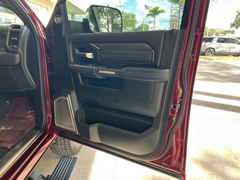 Used 2019 RAM 2500 Limited AWD/4WD image 28