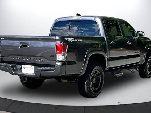 Used 2021 Toyota Tacoma TRD Sport w/ Technology Package RWD image 9