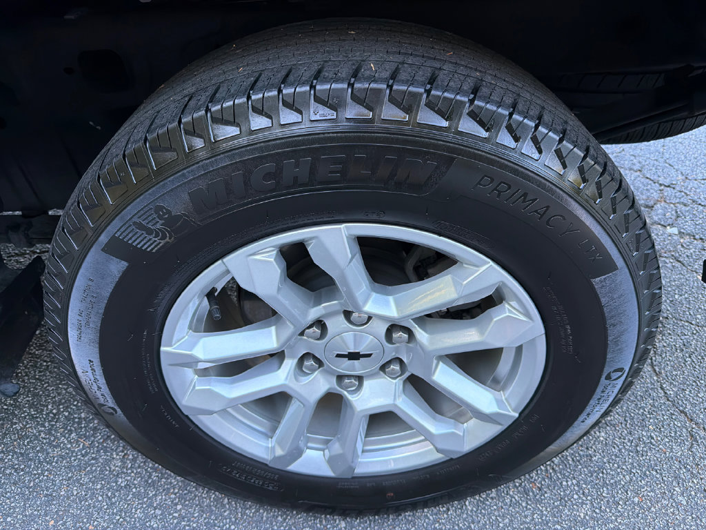 Used 2023 Chevrolet Silverado 1500 RST w/ LPO, Dark Essentials Package RWD image 19