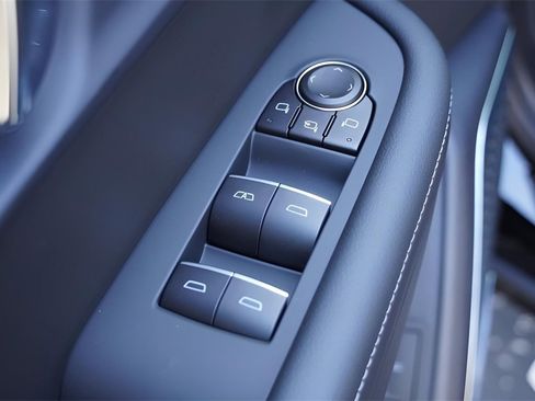 New 2026 Buick Enclave Avenir image 22