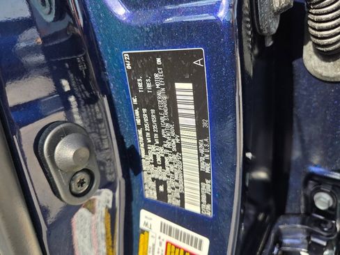 Used 2023 Toyota Highlander XLE FWD image 22