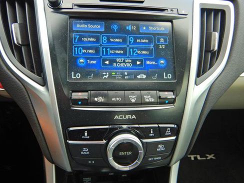 Used 2015 Acura TLX V6 FWD image 11