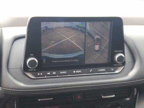 Used 2021 Nissan Rogue SV image 23