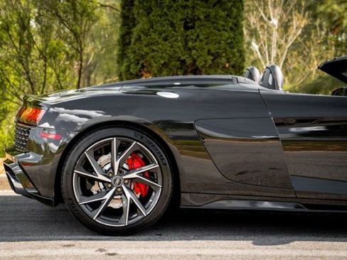 Used 2021 Audi R8 V10 image 13