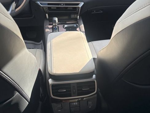 Used 2024 Lexus RX 350 Premium w/ Accessory Package (Z1) AWD/4WD image 27