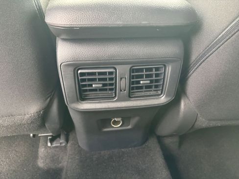 Used 2025 Toyota RAV4 LE image 23