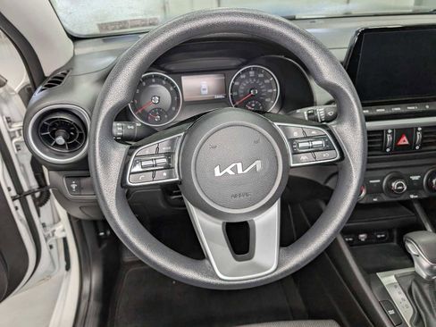 Certified 2023 Kia Forte LXS FWD image 33