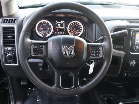 Used 2018 RAM 3500 Tradesman w/ Chrome Appearance Group image 13