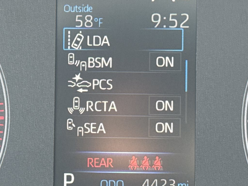 Used 2023 Toyota Corolla Cross LE w/ Moonroof Package AWD/4WD image 19