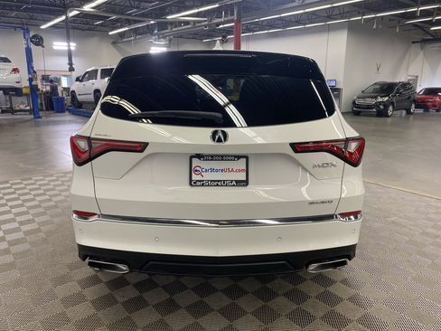 Used 2023 Acura MDX SH-AWD w/ Technology Package image 13