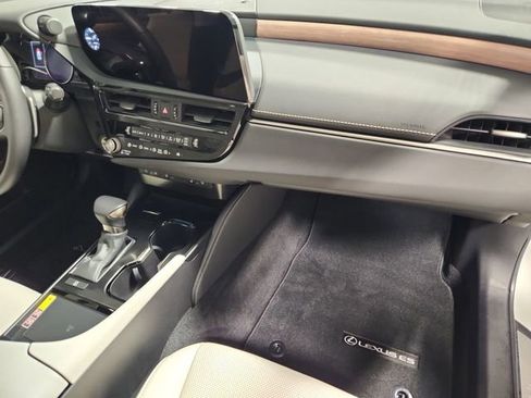 Used 2023 Lexus ES 350 w/ Premium Package image 28