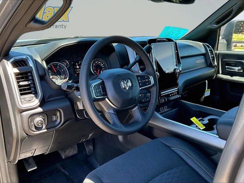 New 2026 RAM 2500 Big Horn AWD/4WD image 7